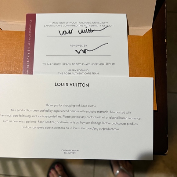 NEW Louis Vuitton Pochette Metis Crossbody - Picture 6 of 7